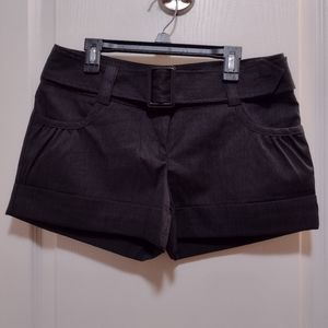 Tracy Evans limited. dress shorts. black with white pinstripe. Size 5